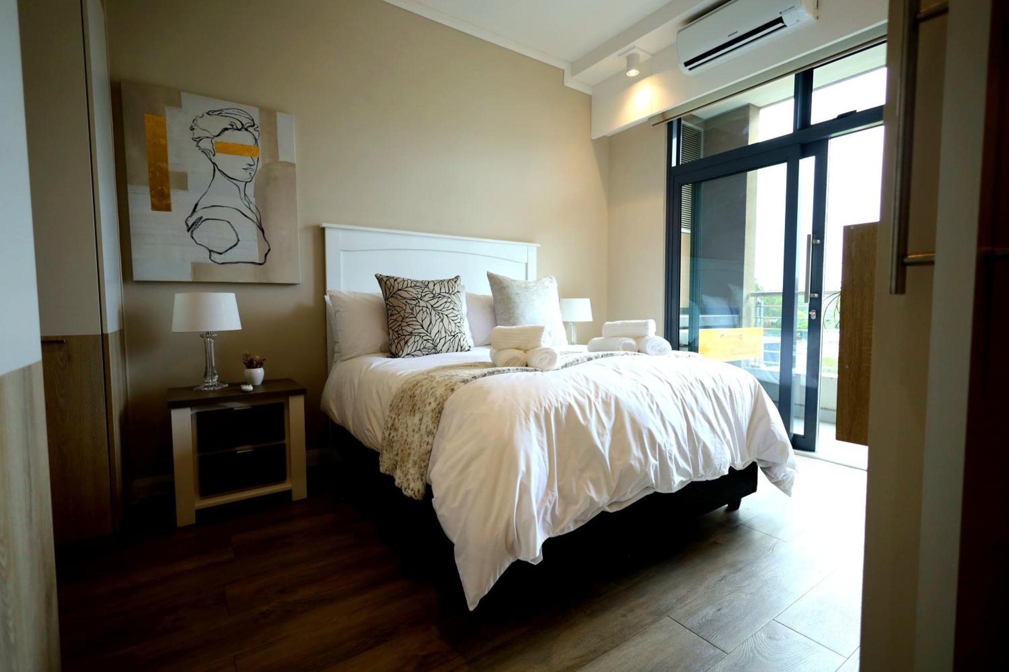 Menlyn Maine Luxury Rentals พริทอเรีย ภายนอก รูปภาพ