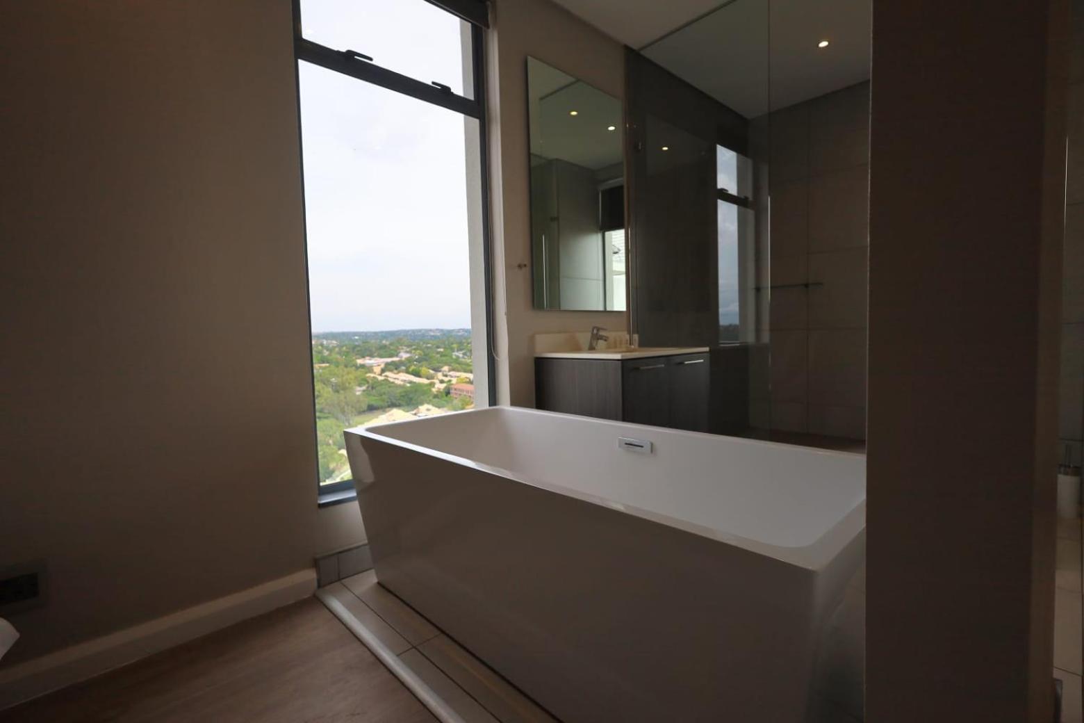 Menlyn Maine Luxury Rentals พริทอเรีย ภายนอก รูปภาพ